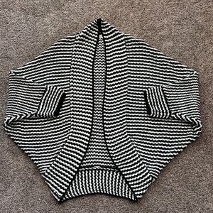 NWOT Freeway Monochrome Knit Cardigan